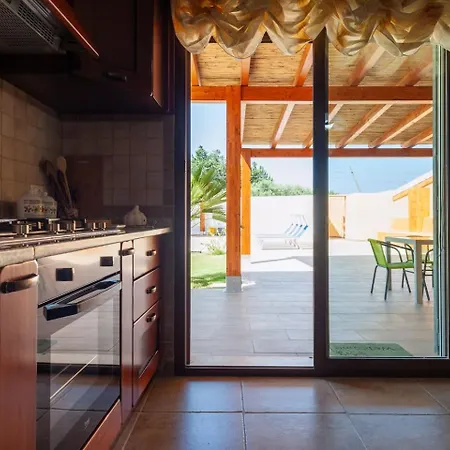 Holiday home Chloe Capitana